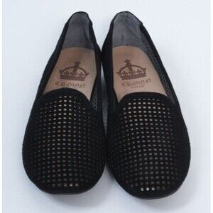 CROWN VINTAGE Black Perforated Suede Loafer Flats Women’s Size 8M Casual Slip On